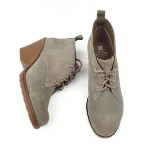 White mountain genuine leather upper grey wedge ankle bootie size 7M
